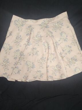 5/$20**Forever 21 Large Rose Multi Color Skirt